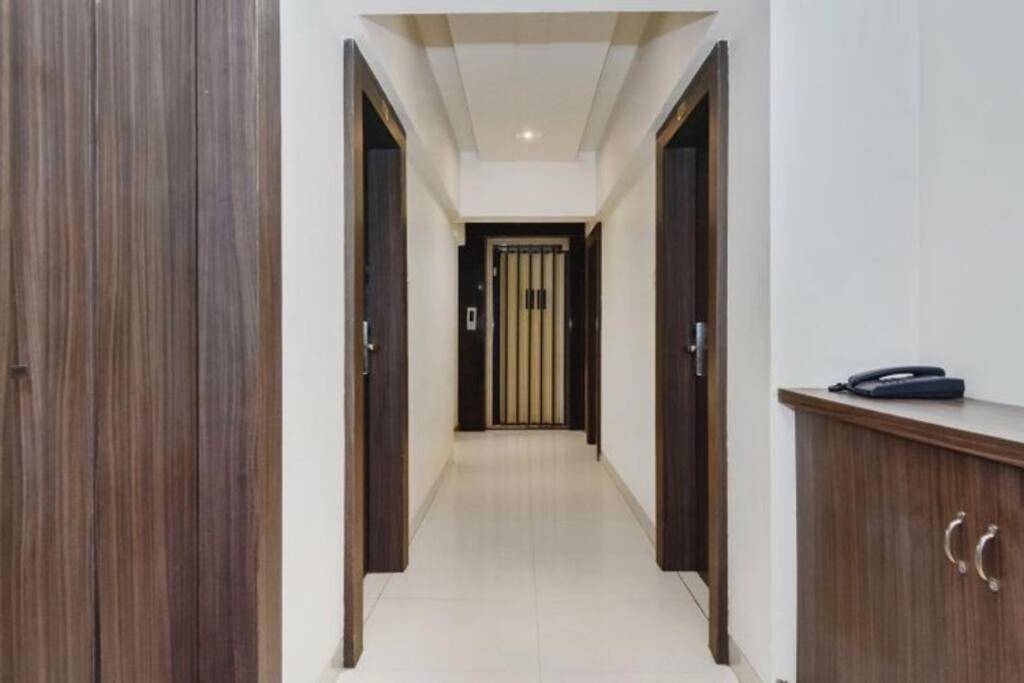 Staycation Holiday Navi Mumbai Luaran gambar