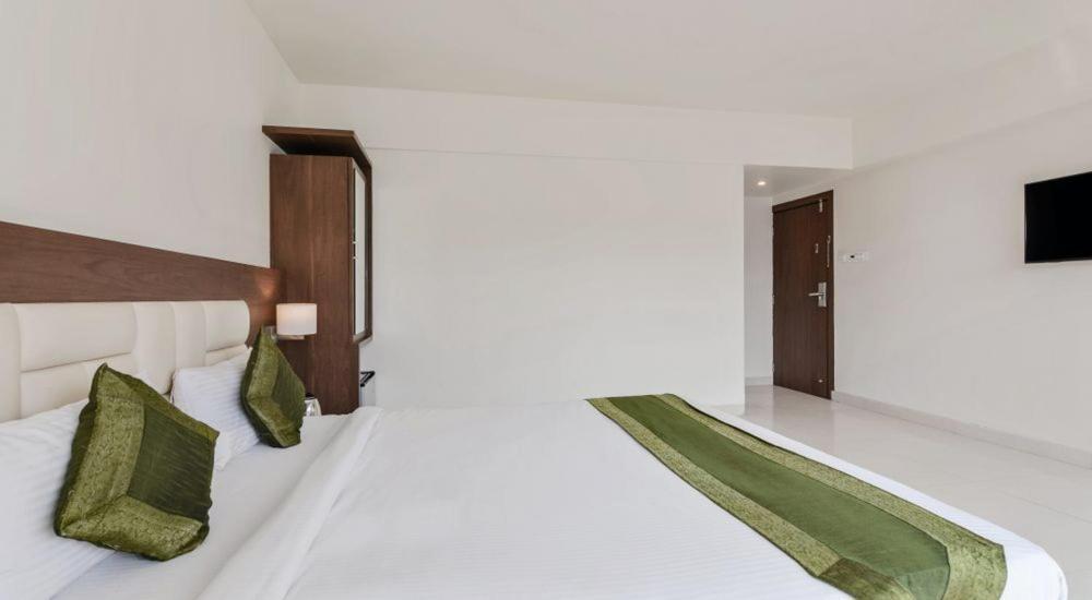 Staycation Holiday Navi Mumbai Luaran gambar