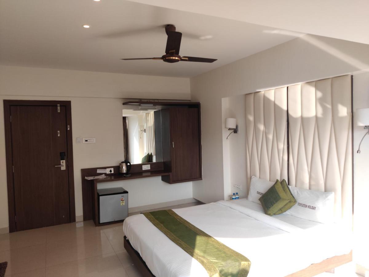 Staycation Holiday Navi Mumbai Luaran gambar