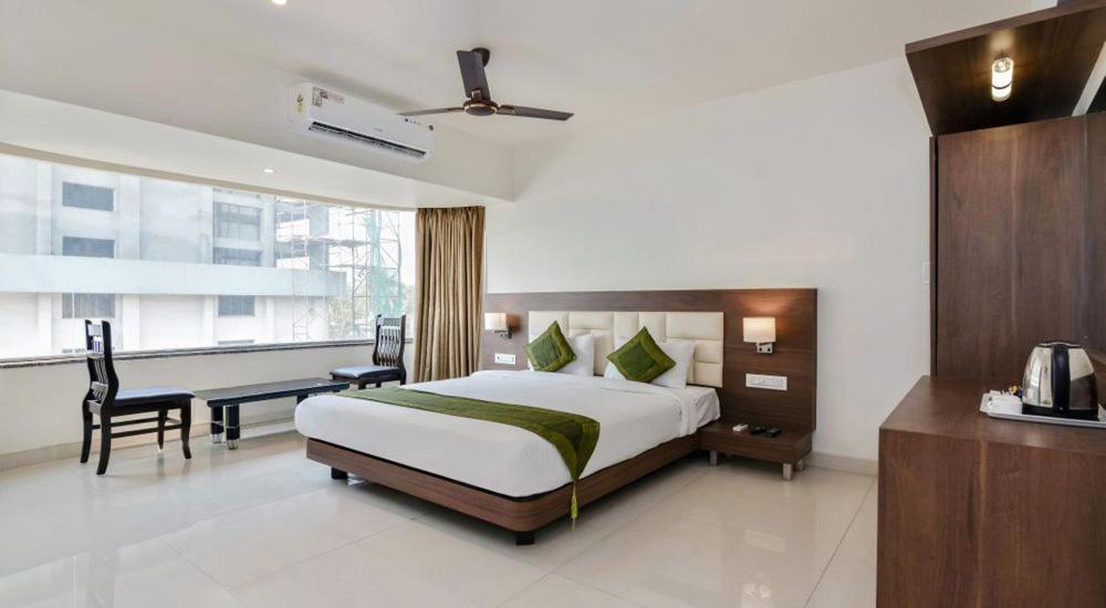 Staycation Holiday Navi Mumbai Luaran gambar