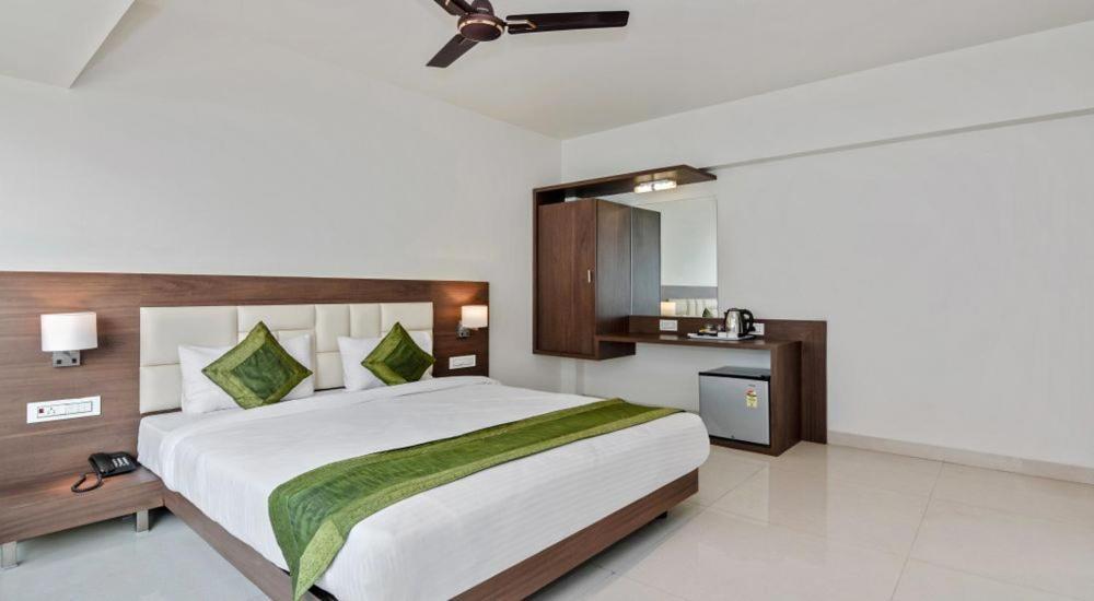 Staycation Holiday Navi Mumbai Luaran gambar